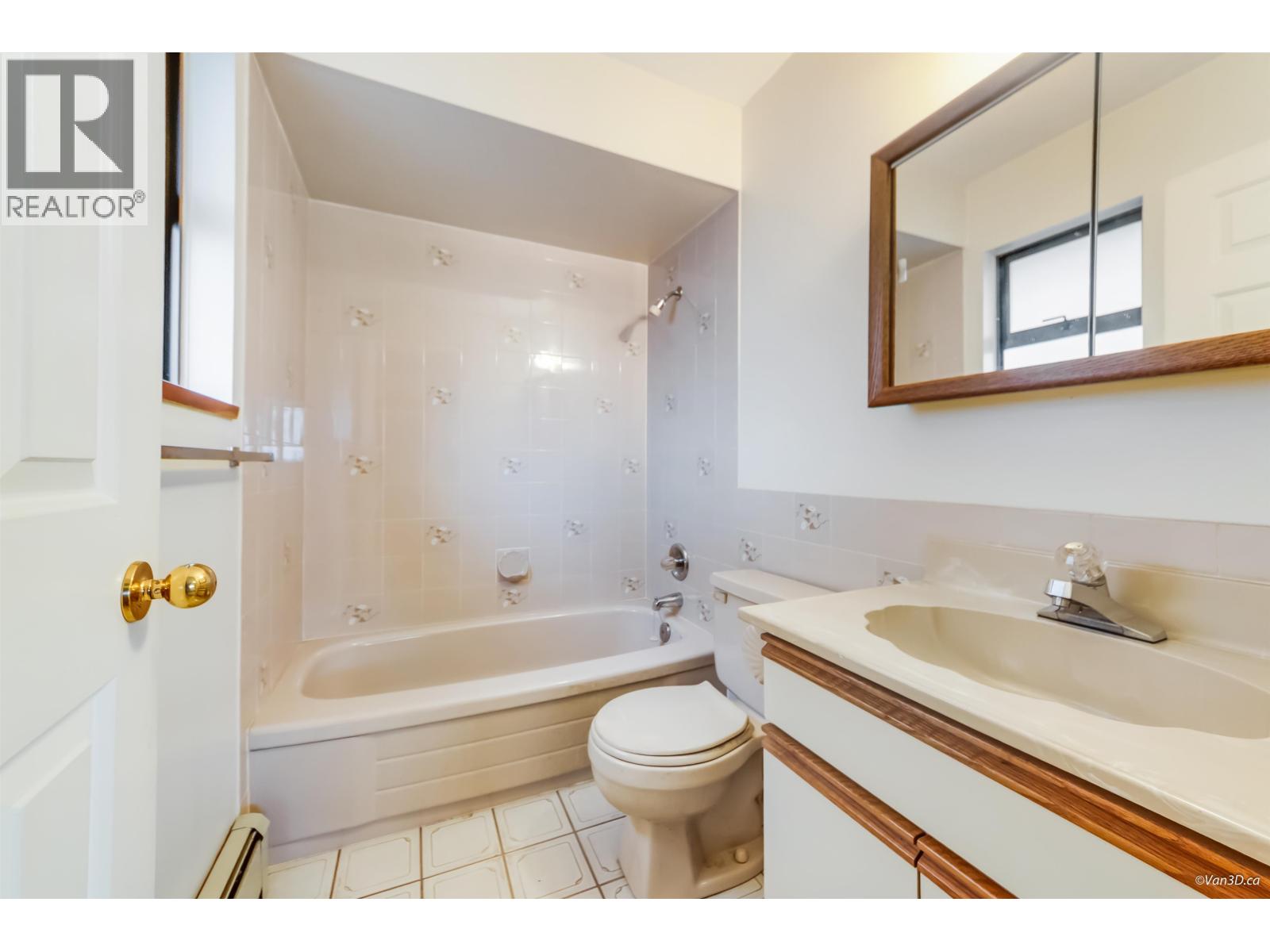 2721 Grant Street, Vancouver, British Columbia  V5K 3H1 - Photo 21 - R3085587