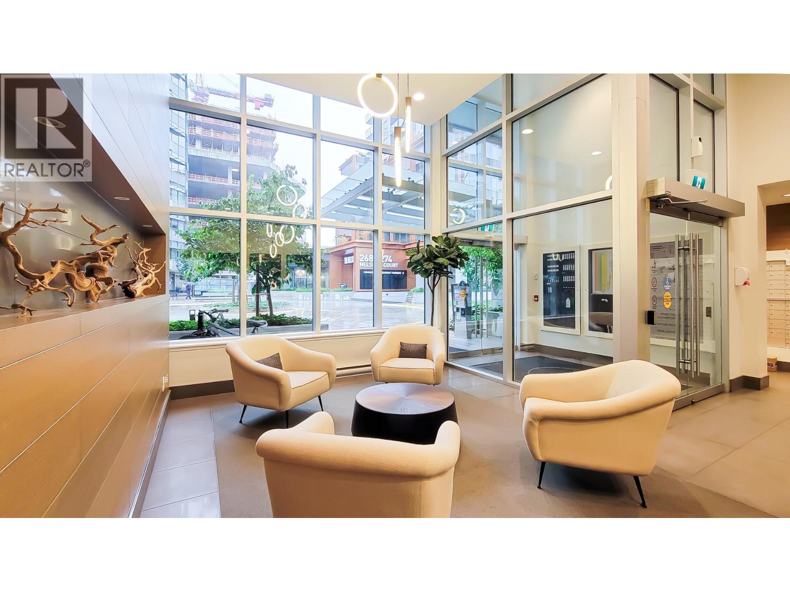 2101 258 Nelson's Court, New Westminster, British Columbia  V3L 0J9 - Photo 2 - R3085373