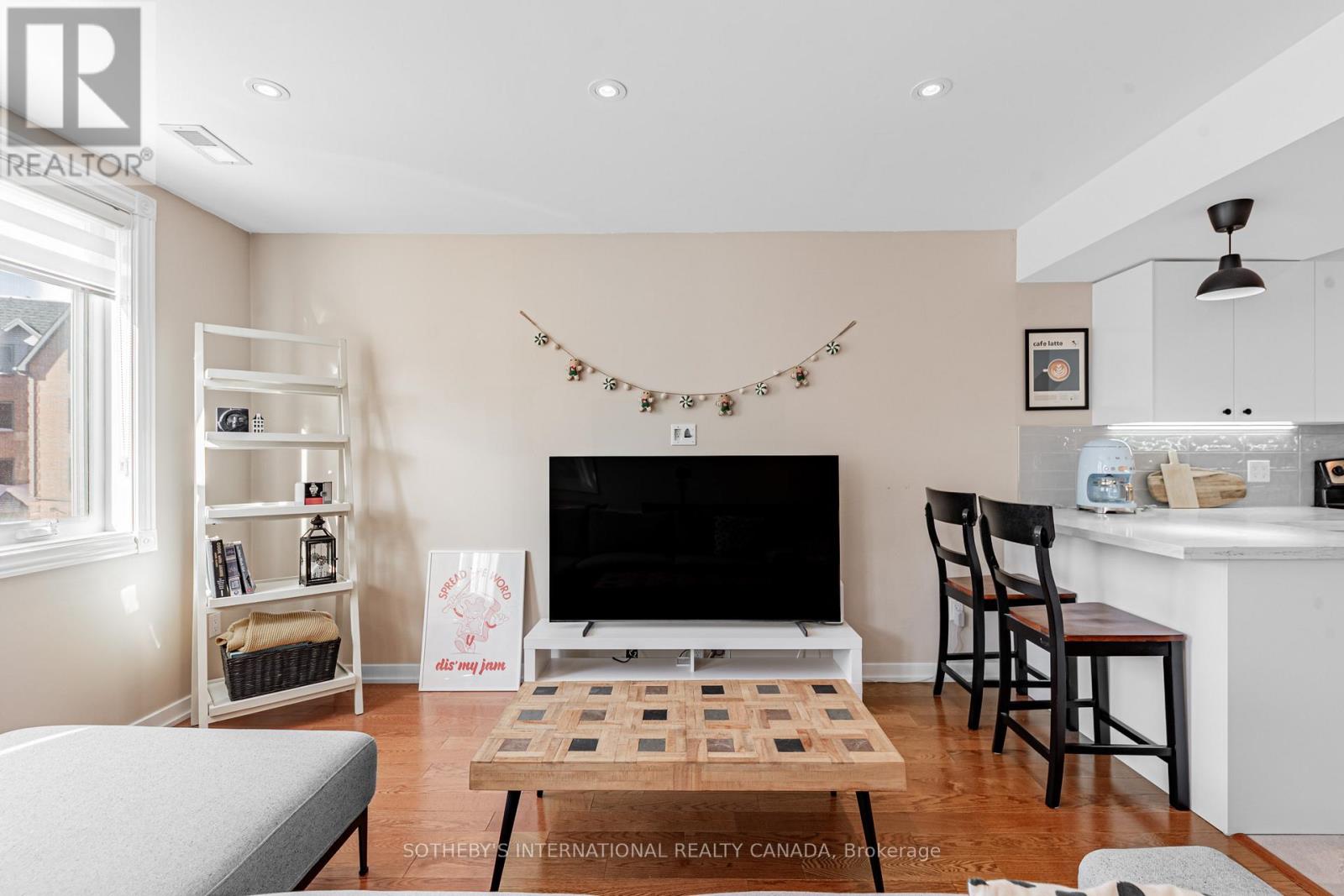 305 - 75 Weldrick Road E, Richmond Hill, Ontario  L4C 0H9 - Photo 11 - N12750720