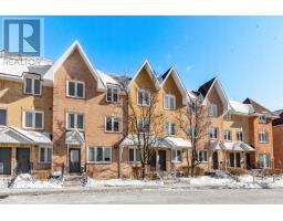 305 - 75 WELDRICK ROAD E, Richmond Hill, Ontario