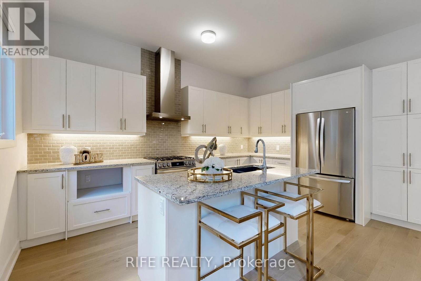 234 Sikura Circle, Aurora, Ontario  L4G 3Y8 - Photo 17 - N12750728