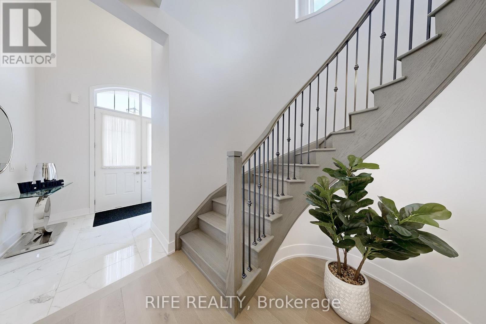 234 Sikura Circle, Aurora, Ontario  L4G 3Y8 - Photo 25 - N12750728