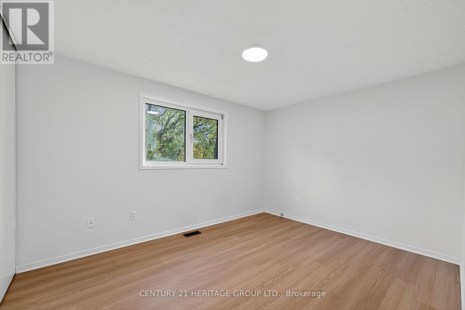 1087 County Rd 42, Clearview, Ontario  L0M 1S0 - Photo 29 - S12671990