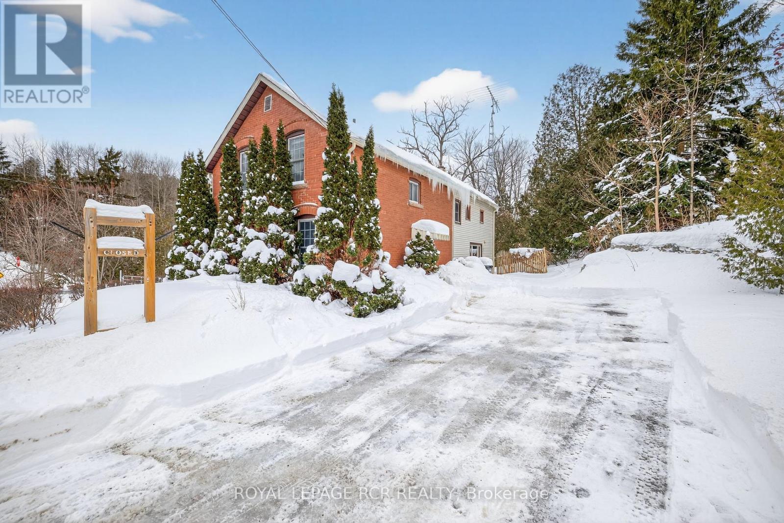 815 FORKS OF THE CREDIT ROAD, Caledon, Ontario