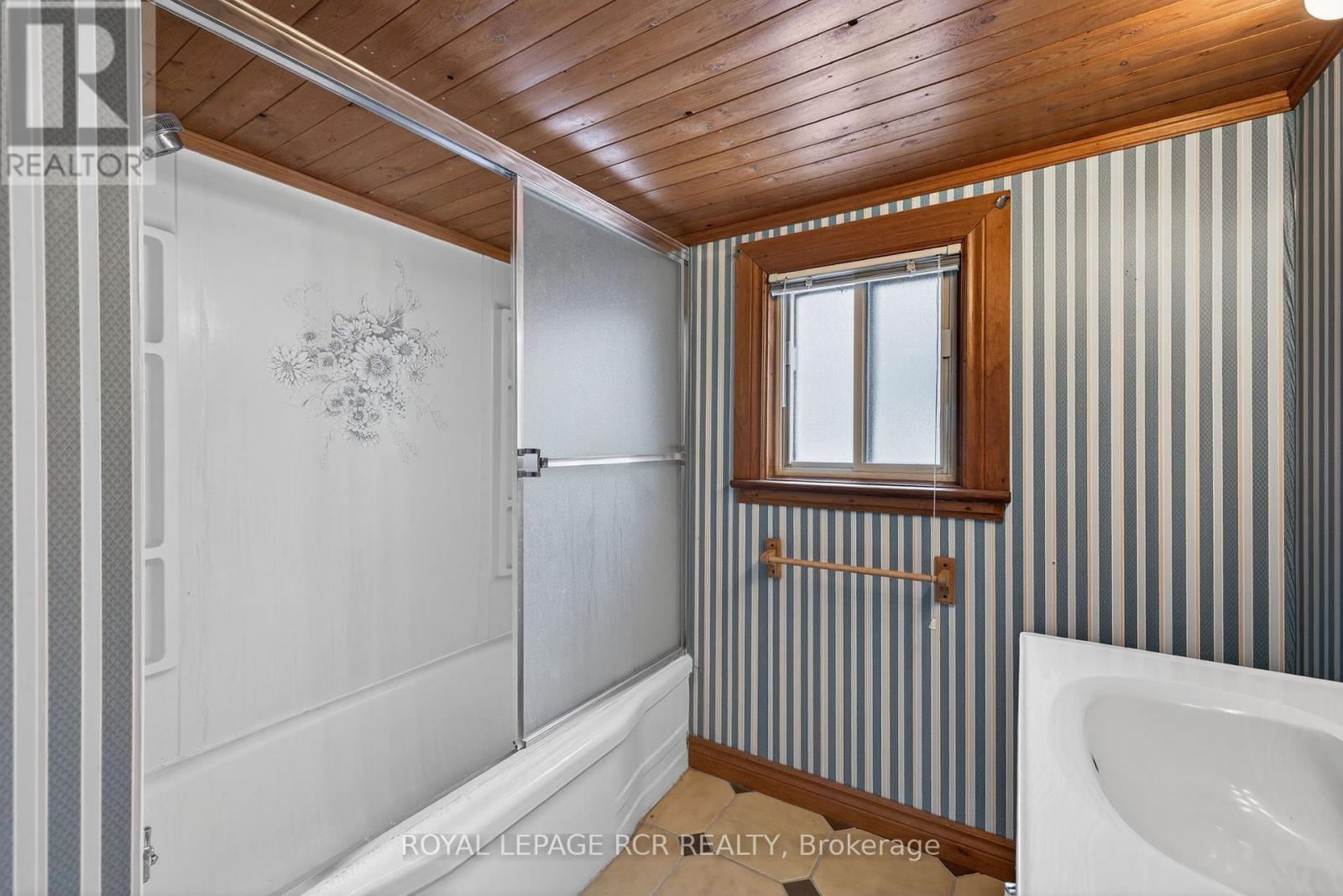 815 Forks Of The Credit Road, Caledon, Ontario  L7K 0E7 - Photo 28 - W12750726