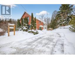 815 FORKS OF THE CREDIT ROAD, Caledon, Ontario