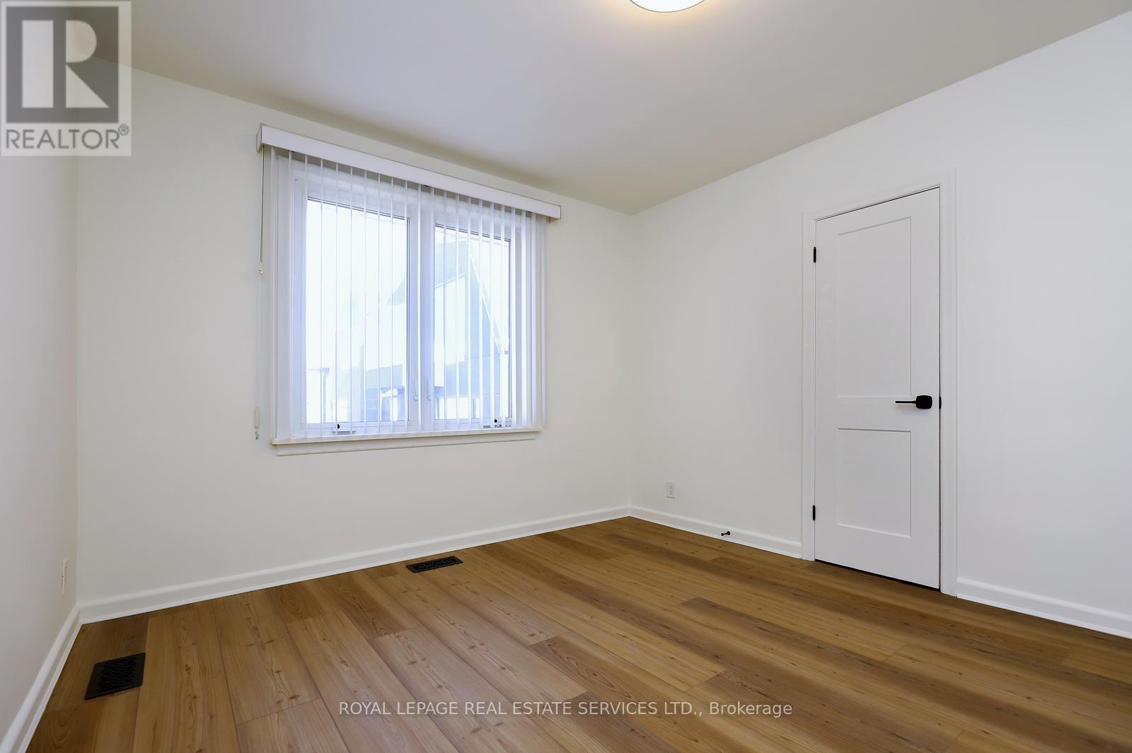 Upper Floor - 13 Benson Avenue, Mississauga, Ontario  L5H 2P3 - Photo 17 - W12750750
