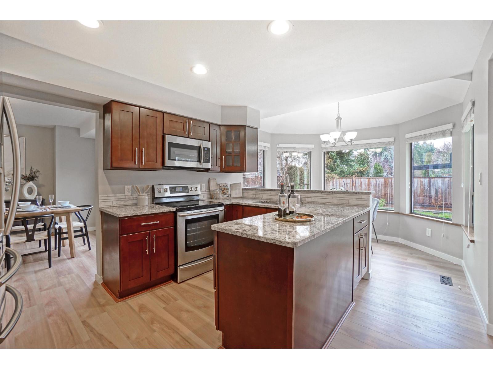 16569 S Glenwood Crescent, Surrey, British Columbia  V4N 1W7 - Photo 12 - R3085307