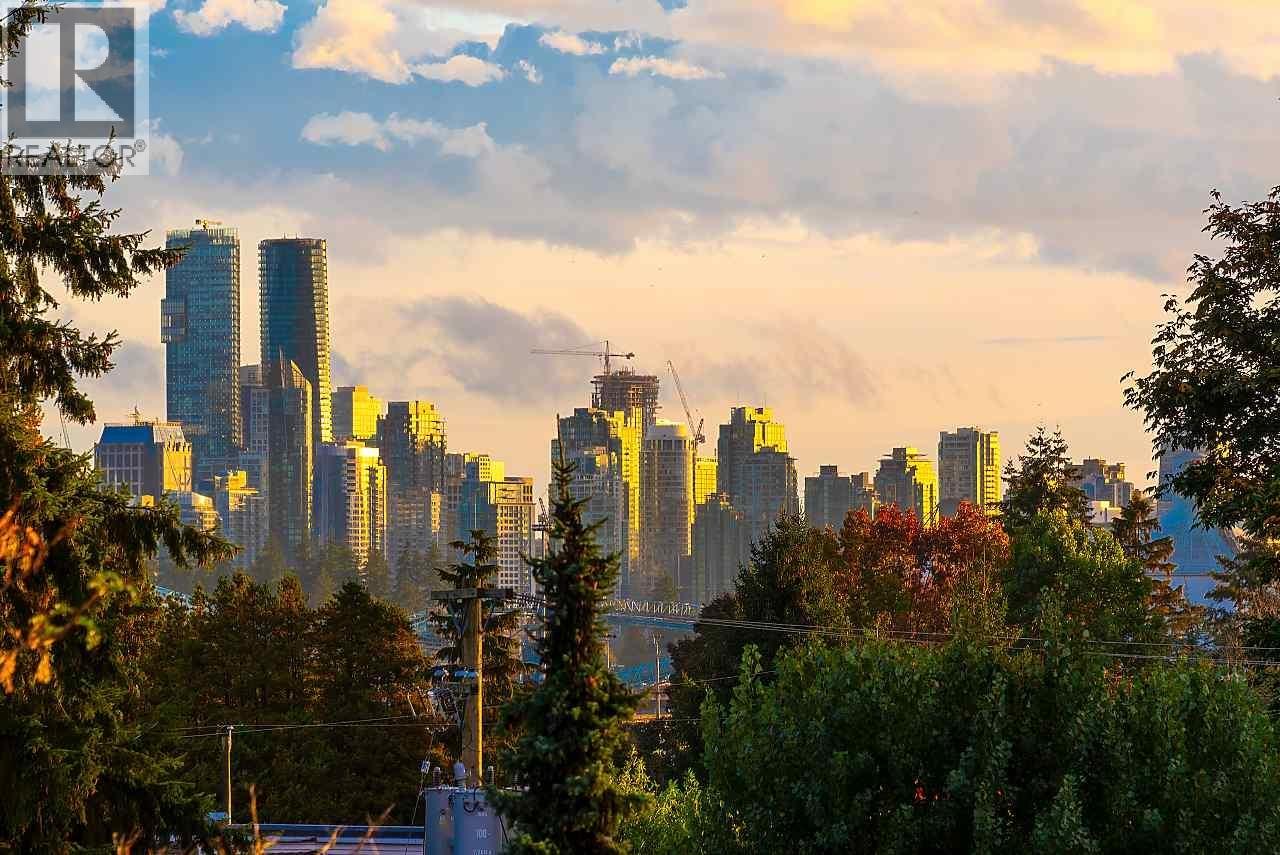 403 1330 Marine Drive, North Vancouver, British Columbia  V7P 1T4 - Photo 28 - R3084660