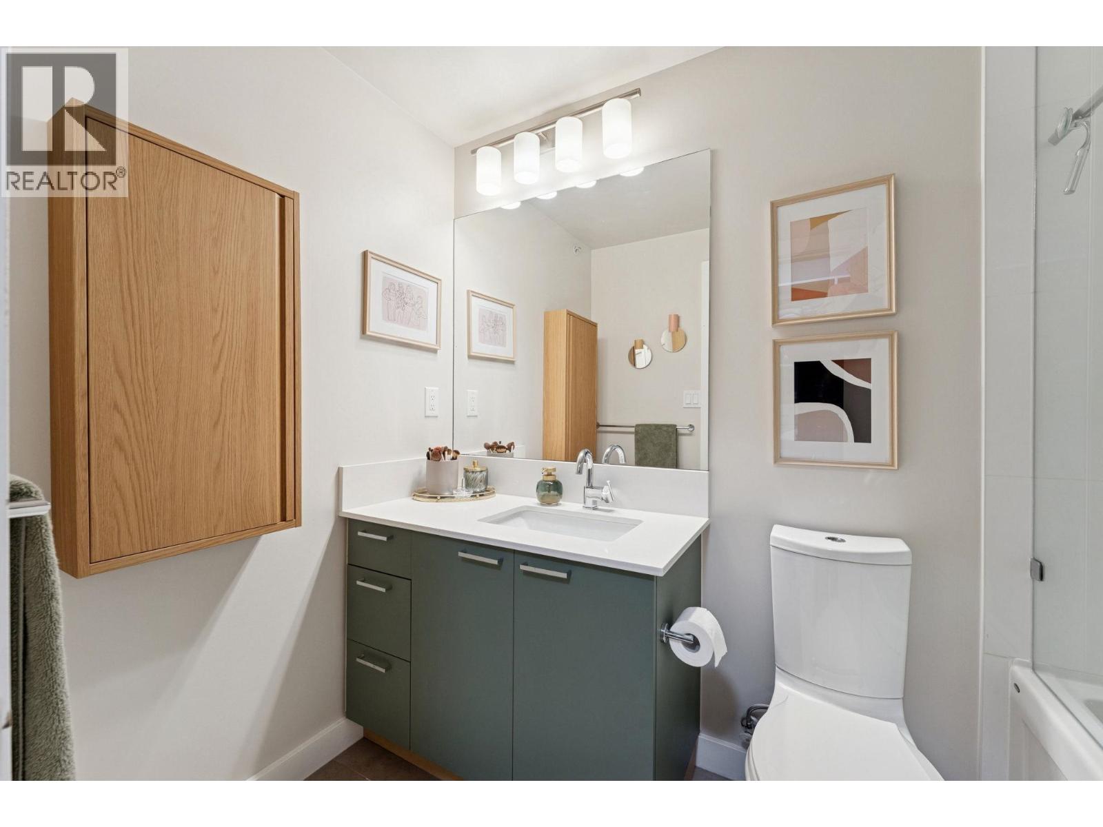 403 1330 Marine Drive, North Vancouver, British Columbia  V7P 1T4 - Photo 21 - R3084660