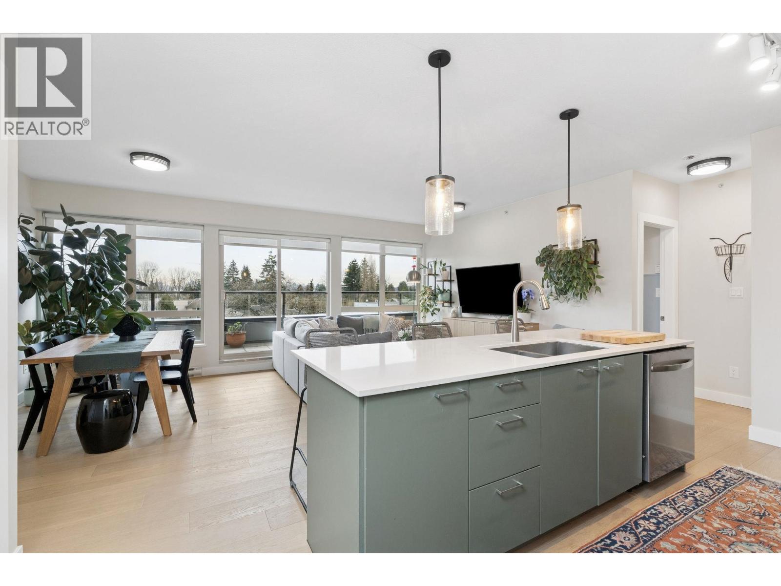 403 1330 Marine Drive, North Vancouver, British Columbia  V7P 1T4 - Photo 15 - R3084660