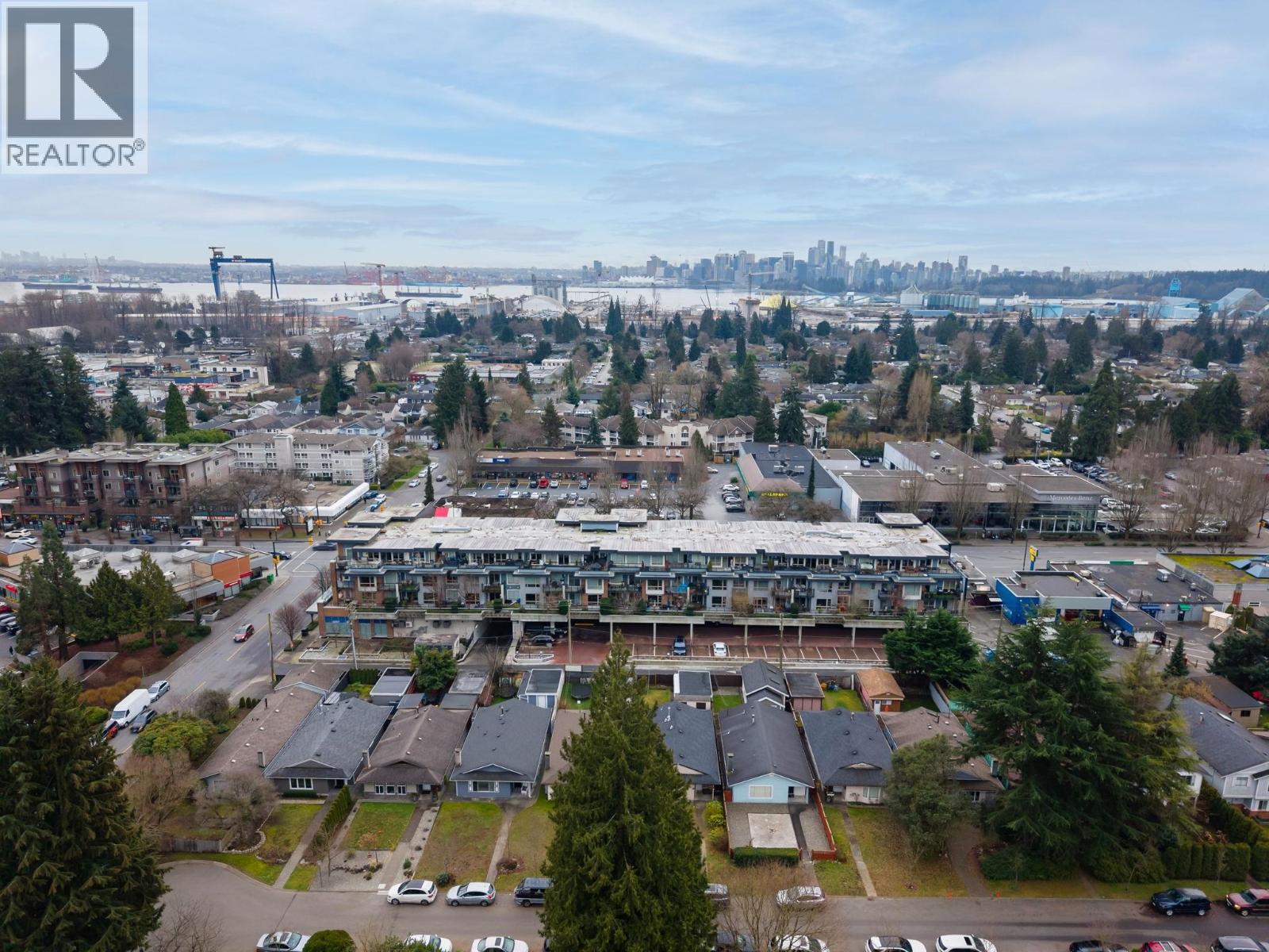 403 1330 Marine Drive, North Vancouver, British Columbia  V7P 1T4 - Photo 32 - R3084660