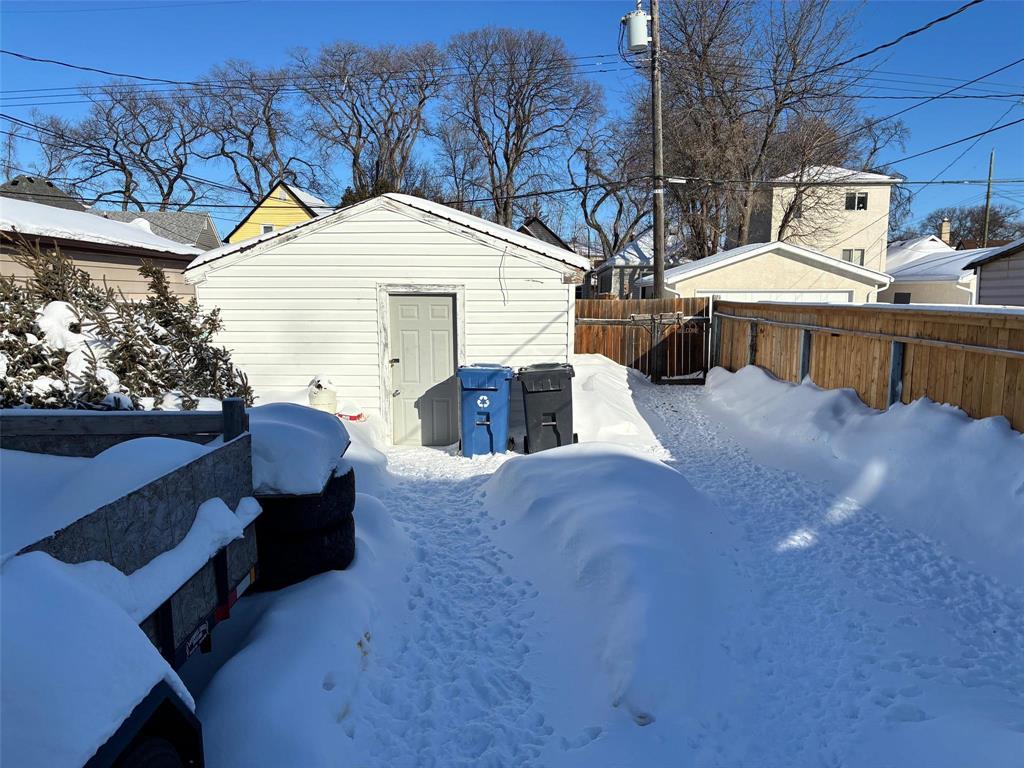 27 Inkster Boulevard, Winnipeg, Manitoba  R2R 1Z7 - Photo 10 - 202601952