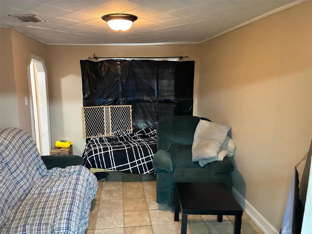 27 Inkster Boulevard, Winnipeg, Manitoba  R2R 1Z7 - Photo 2 - 202601952