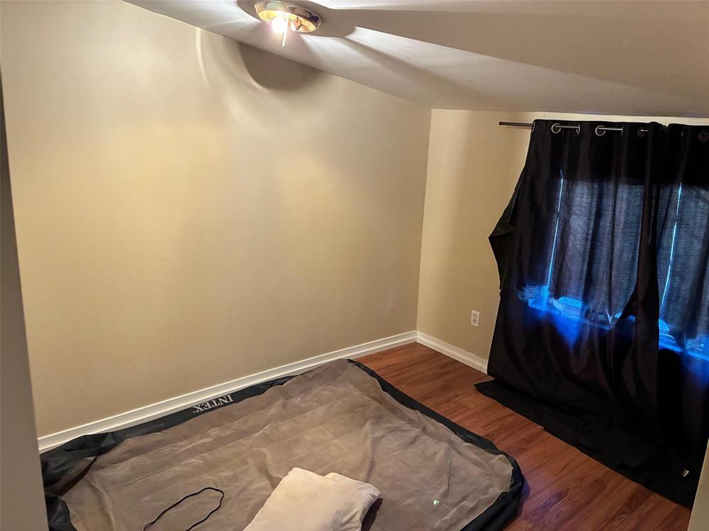 27 Inkster Boulevard, Winnipeg, Manitoba  R2R 1Z7 - Photo 4 - 202601952