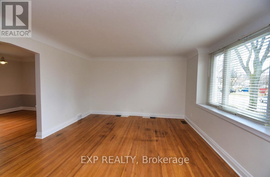 80 Maclennan Avenue, Hamilton, Ontario  L8V 1X6 - Photo 4 - X12750708