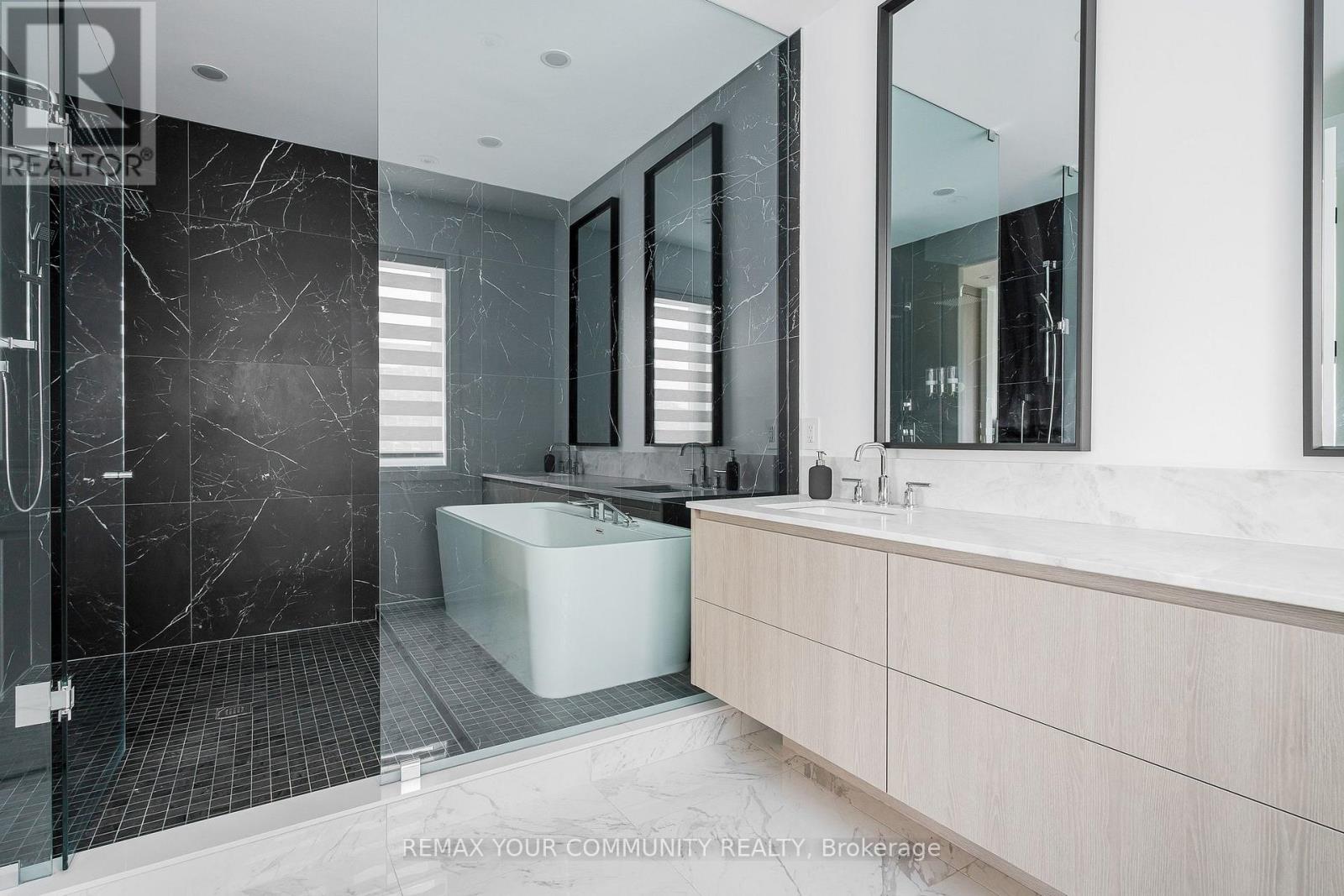 103 Stillwater Crescent, Blue Mountains, Ontario  L9Y 4P5 - Photo 37 - X12750714