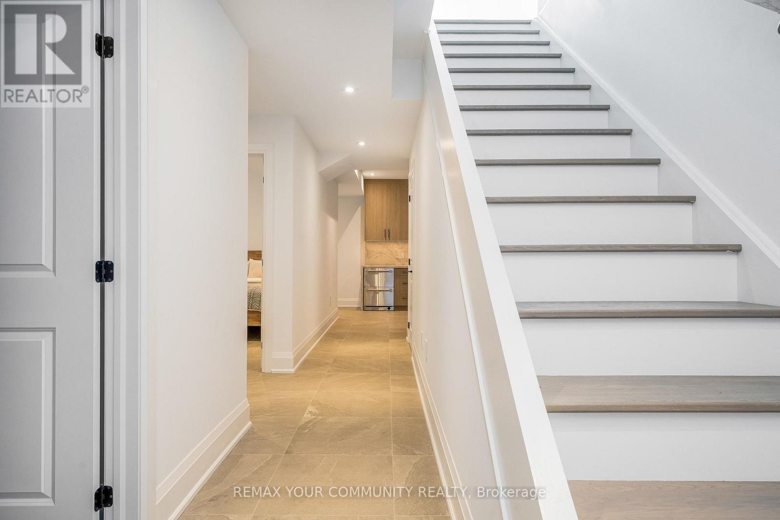 103 Stillwater Crescent, Blue Mountains, Ontario  L9Y 4P5 - Photo 41 - X12750714