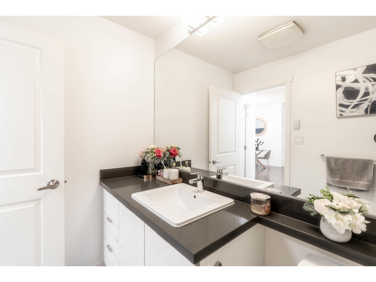 110 15168 33 Avenue, Surrey, British Columbia  V3Z 0N7 - Photo 13 - R3085271