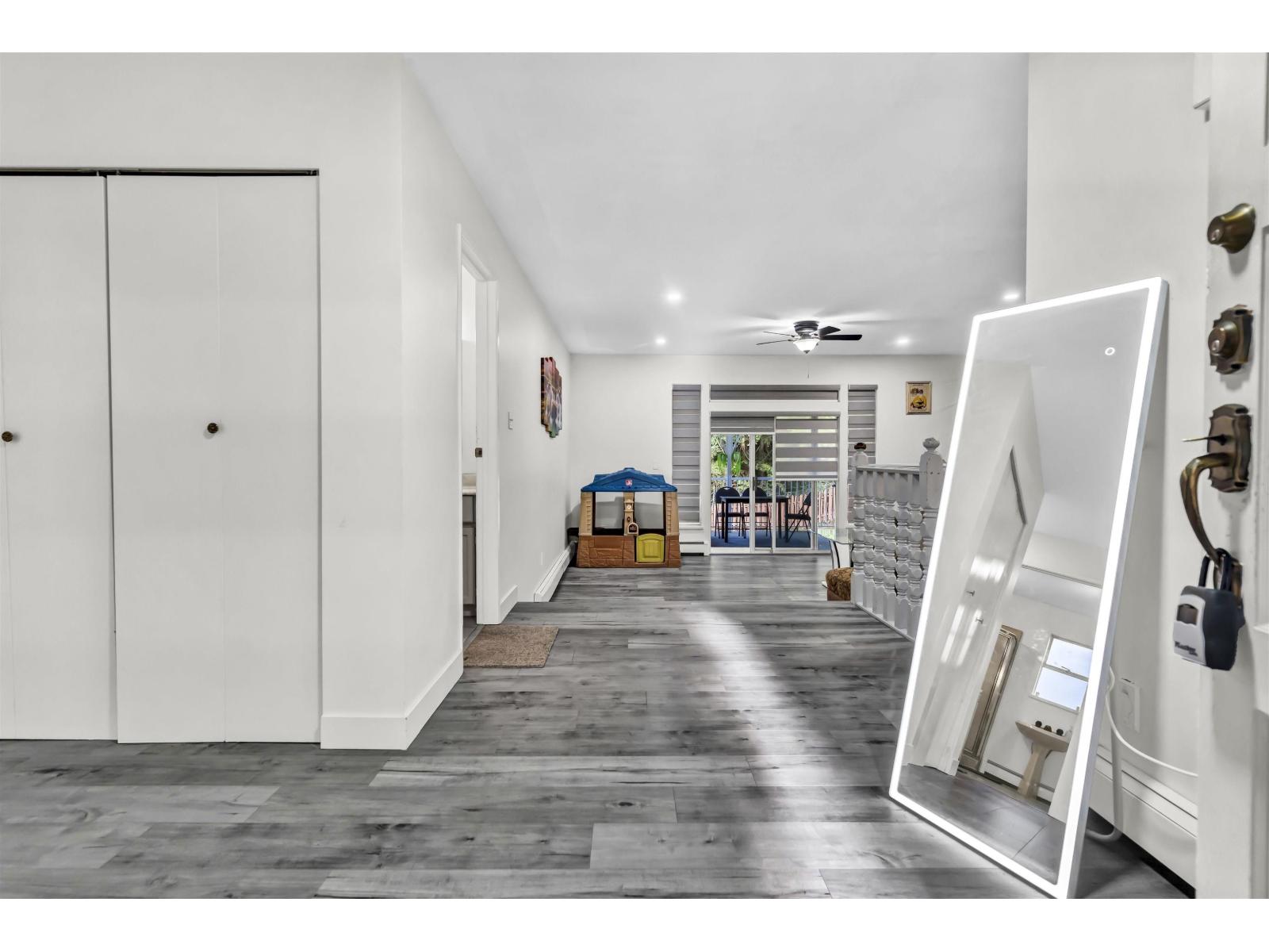 20225 40 Avenue, Langley, British Columbia  V3A 2W8 - Photo 6 - R3085187