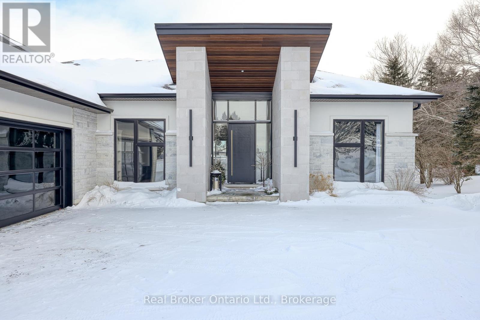 574246 Old School Line, Norwich, Ontario  N4S 7V8 - Photo 2 - X12750852