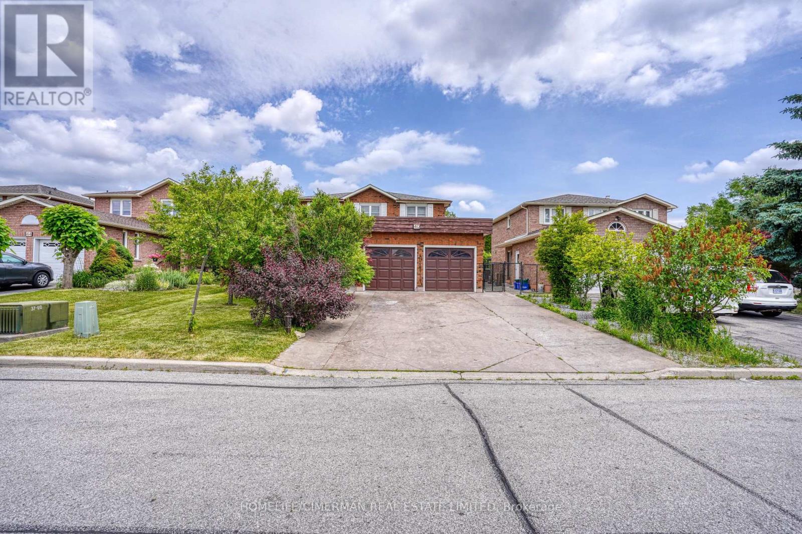 40 QUEENSTON CRESCENT, Vaughan, Ontario