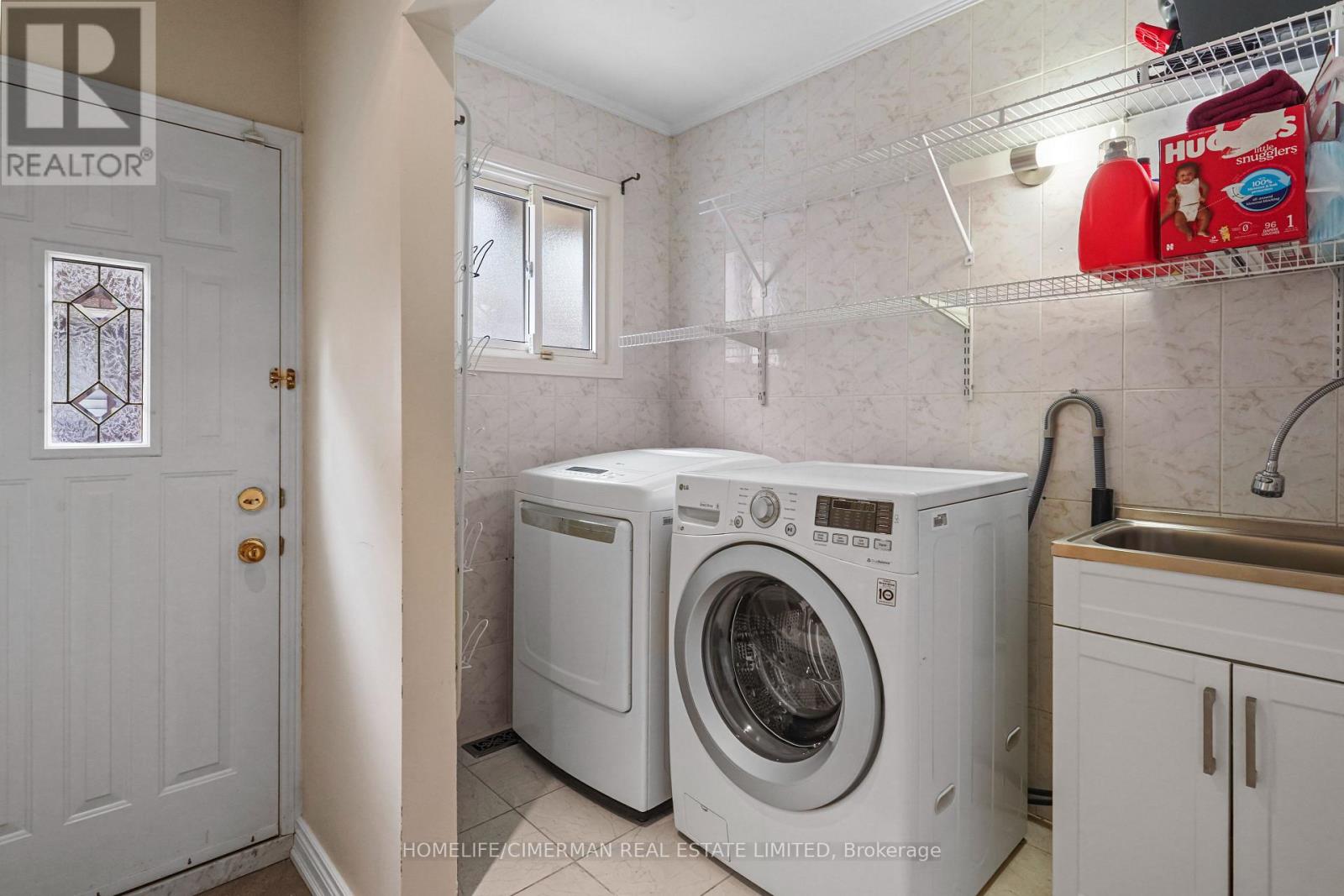 40 Queenston Crescent, Vaughan, Ontario  L4L 4A2 - Photo 24 - N12250895