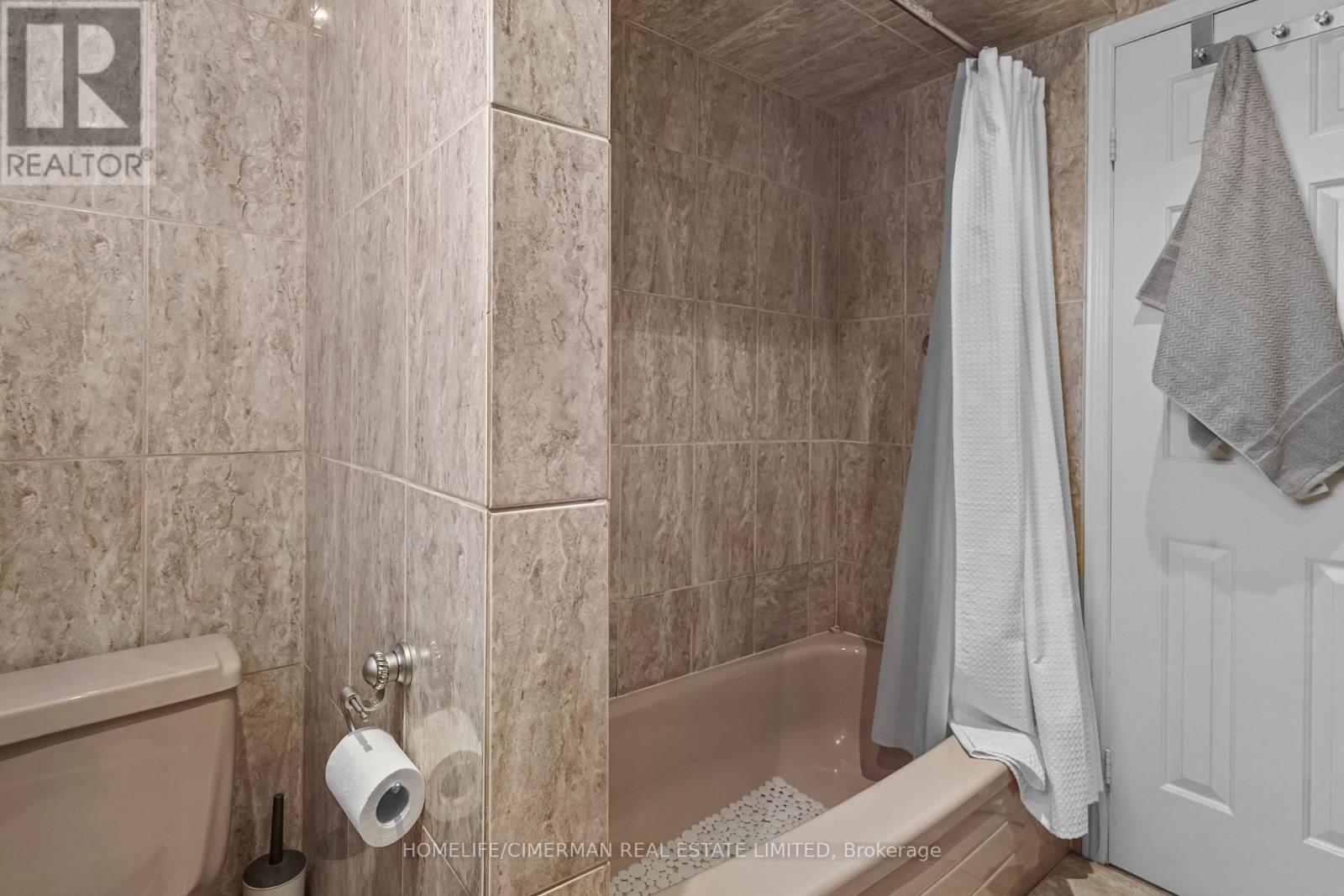 40 Queenston Crescent, Vaughan, Ontario  L4L 4A2 - Photo 42 - N12250895