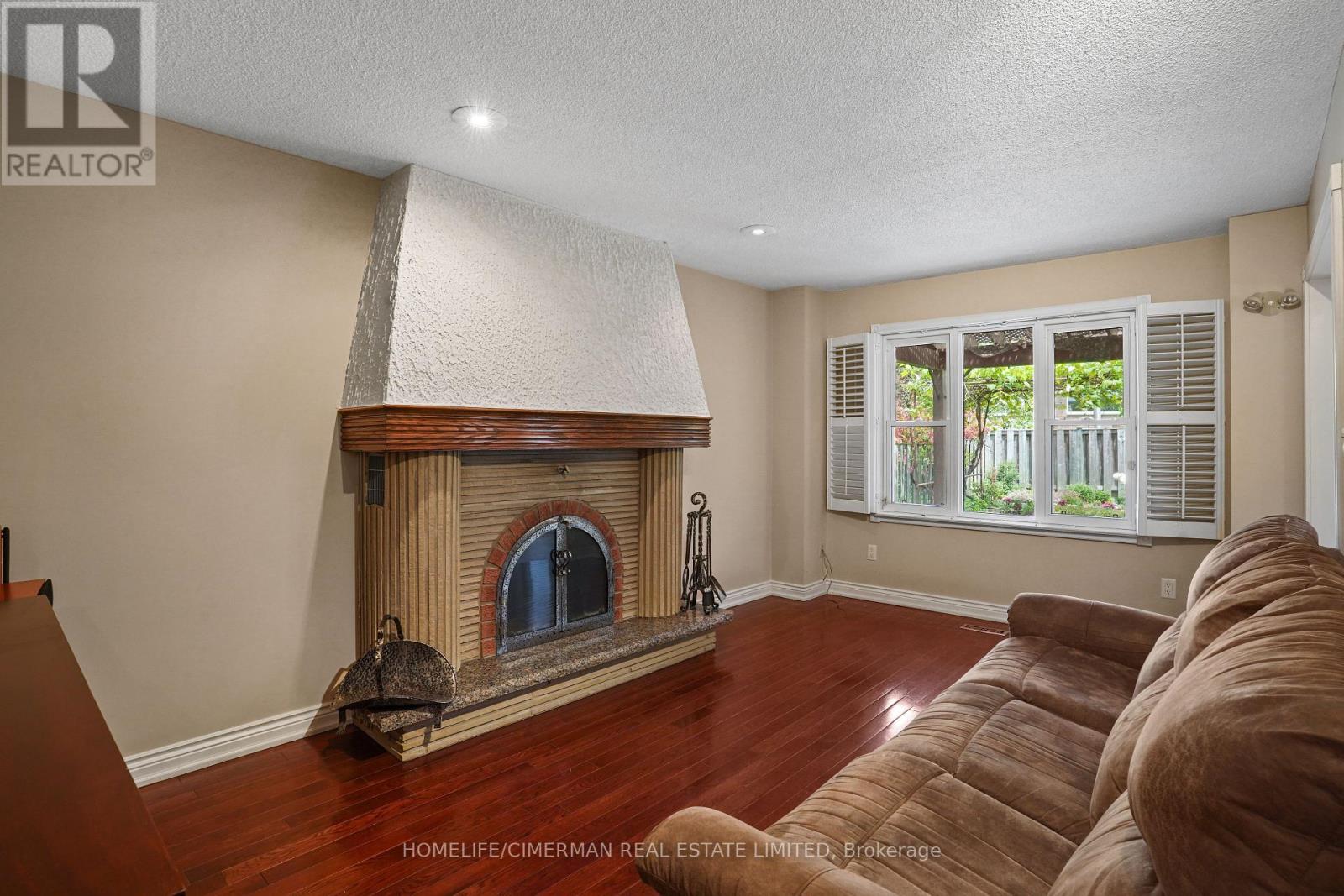 40 Queenston Crescent, Vaughan, Ontario  L4L 4A2 - Photo 31 - N12250895