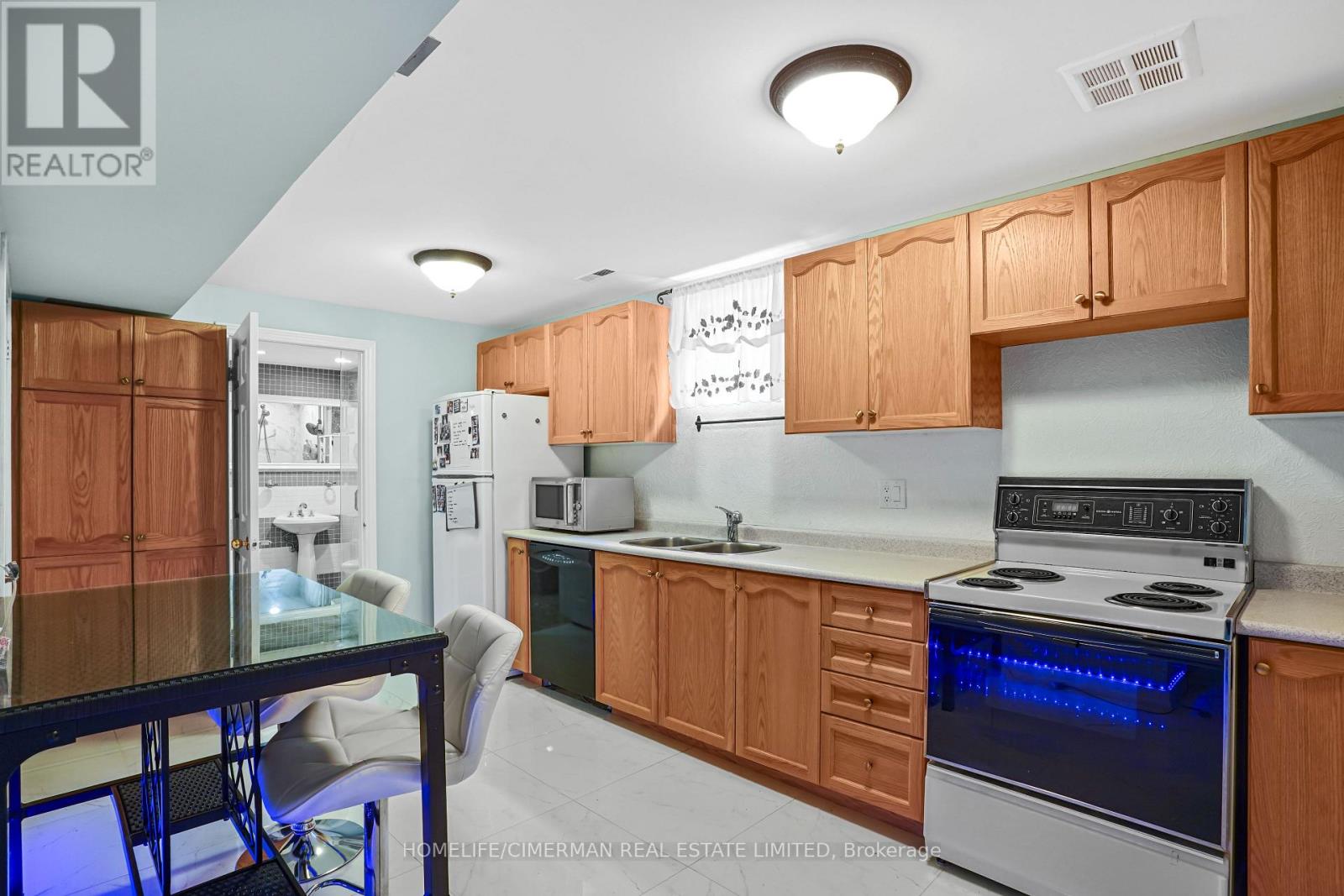 40 Queenston Crescent, Vaughan, Ontario  L4L 4A2 - Photo 46 - N12250895