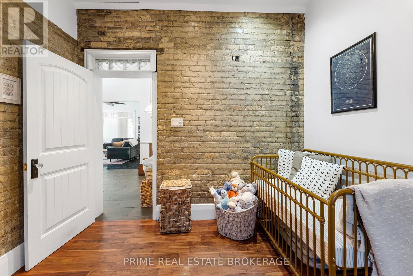 Photo 19 of 24 for 785 Queens Avenue