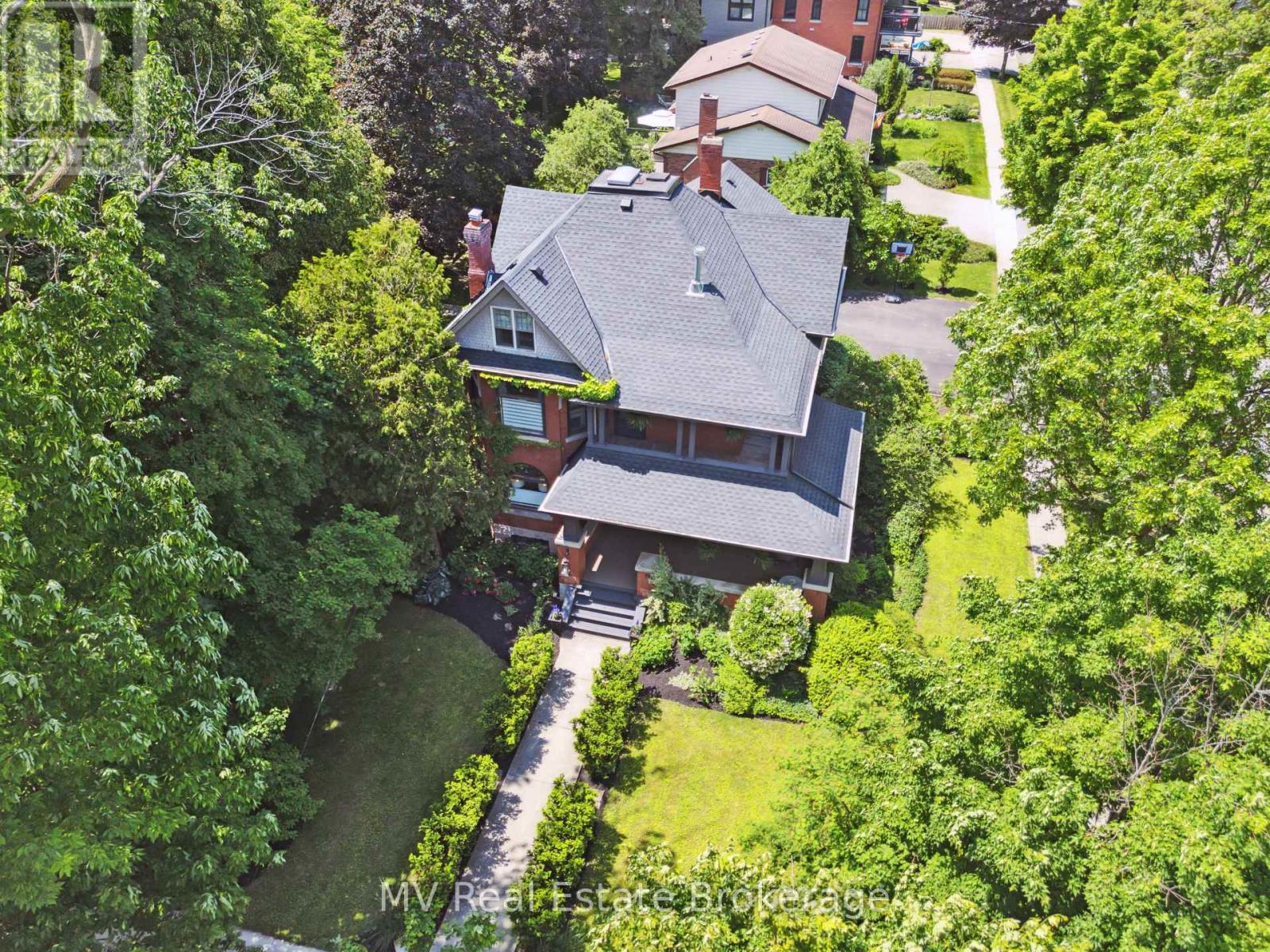 94 Colborne Street, Centre Wellington, Ontario  N0B 1S0 - Photo 11 - X12750856