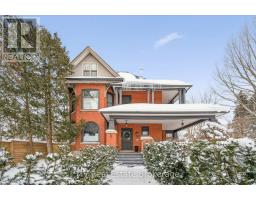 94 COLBORNE STREET, Centre Wellington, Ontario