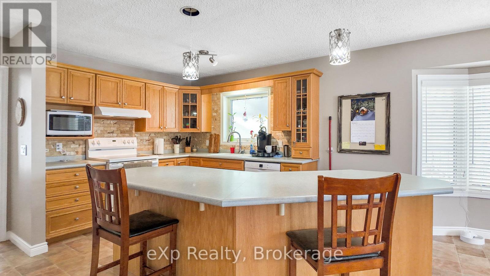 487 Lake Rosalind Rd 4, Brockton, Ontario  N4N 3B9 - Photo 5 - X12750872