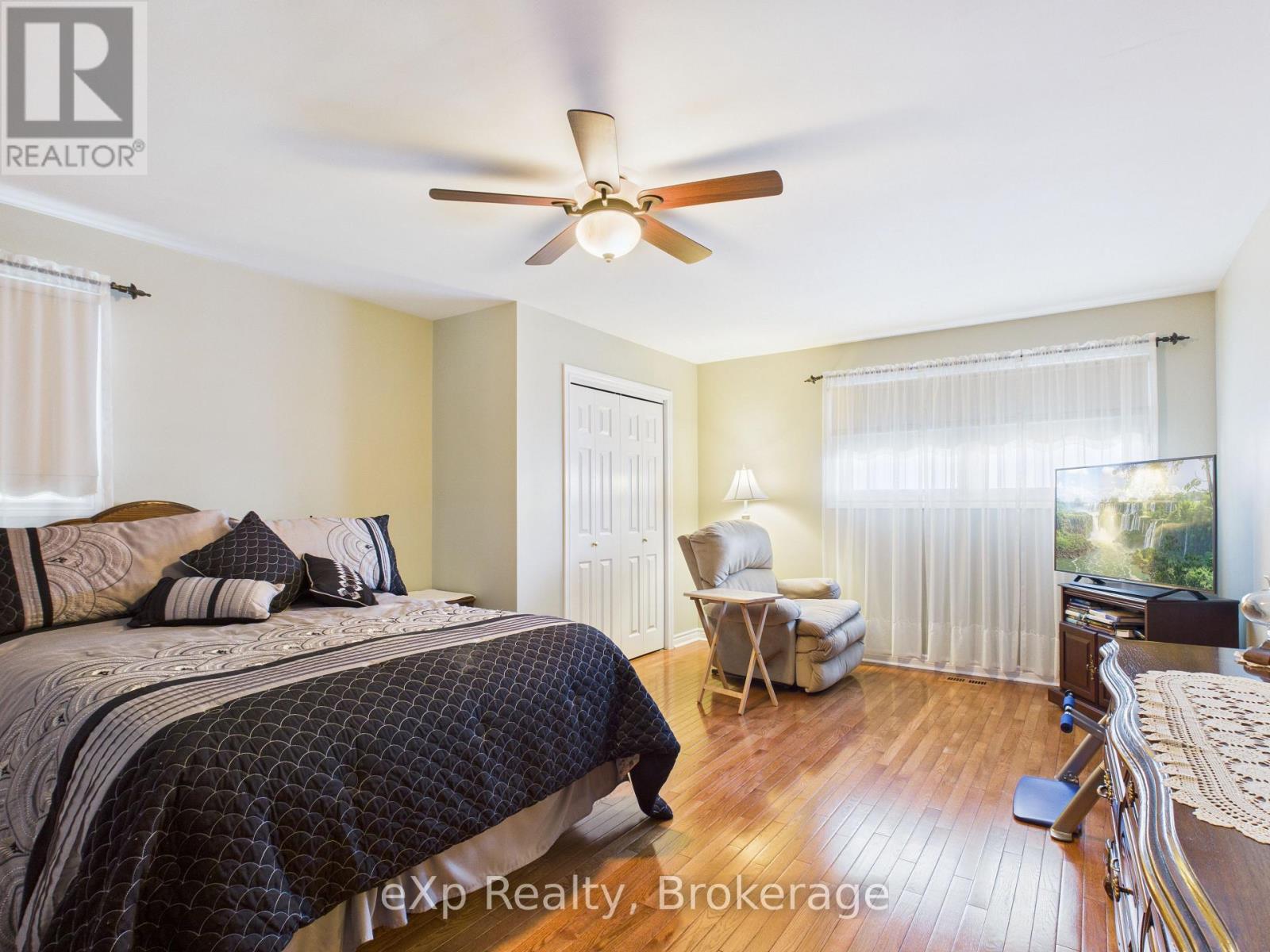 111 Huron Street, Brockton, Ontario  N0G 2V0 - Photo 15 - X12750902