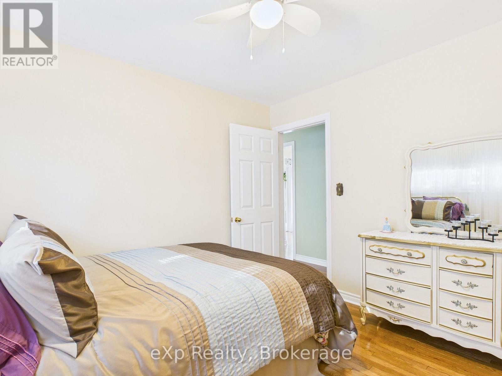 111 Huron Street, Brockton, Ontario  N0G 2V0 - Photo 17 - X12750902