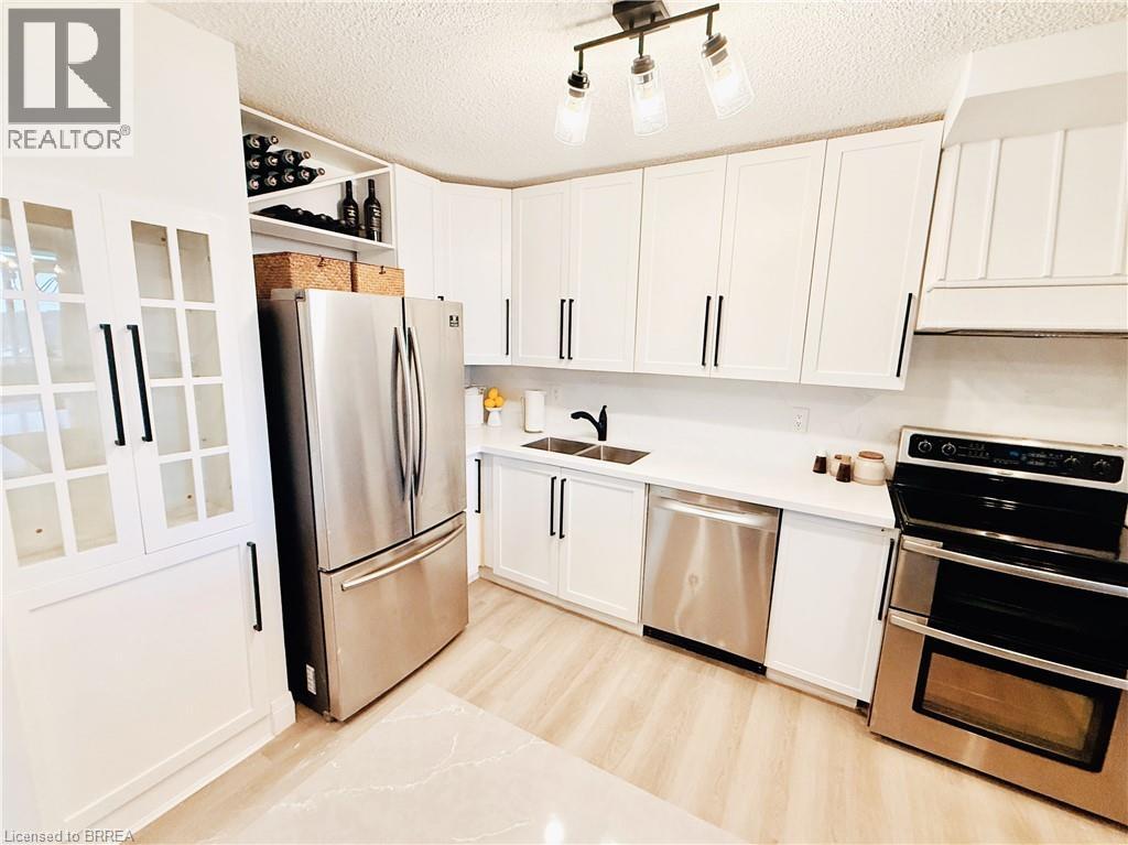 640 West Street Unit# 908, Brantford, Ontario  N3R 6M3 - Photo 3 - 40785146