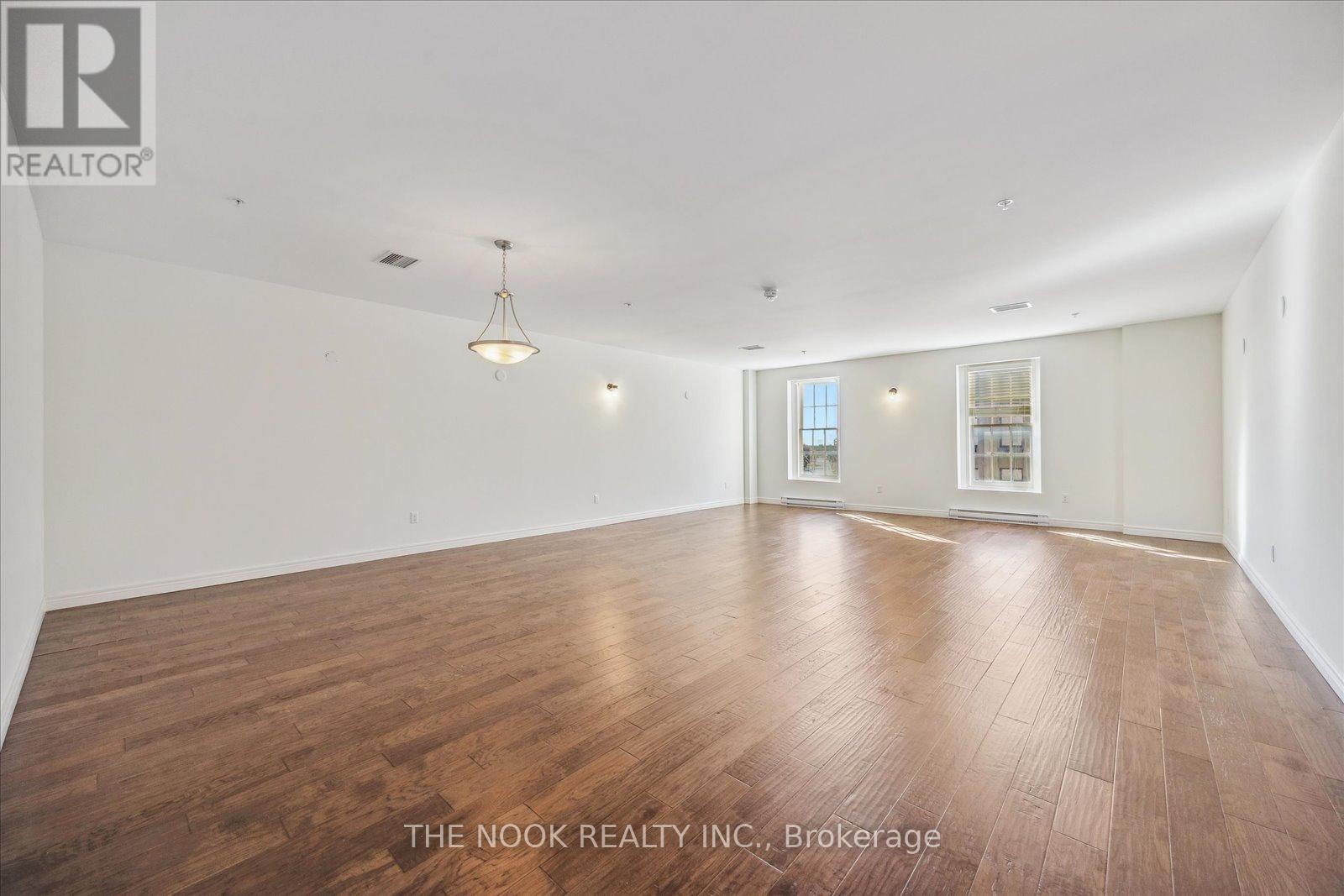 308 - 38 Walton Street, Port Hope, Ontario  L1A 1N1 - Photo 4 - X12750864