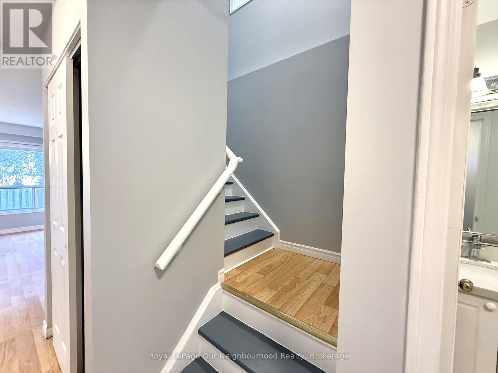 170 Dorothy Street, St. Catharines (Lakeport), Ontario  L2N 7R4 - Photo 10 - X12750880