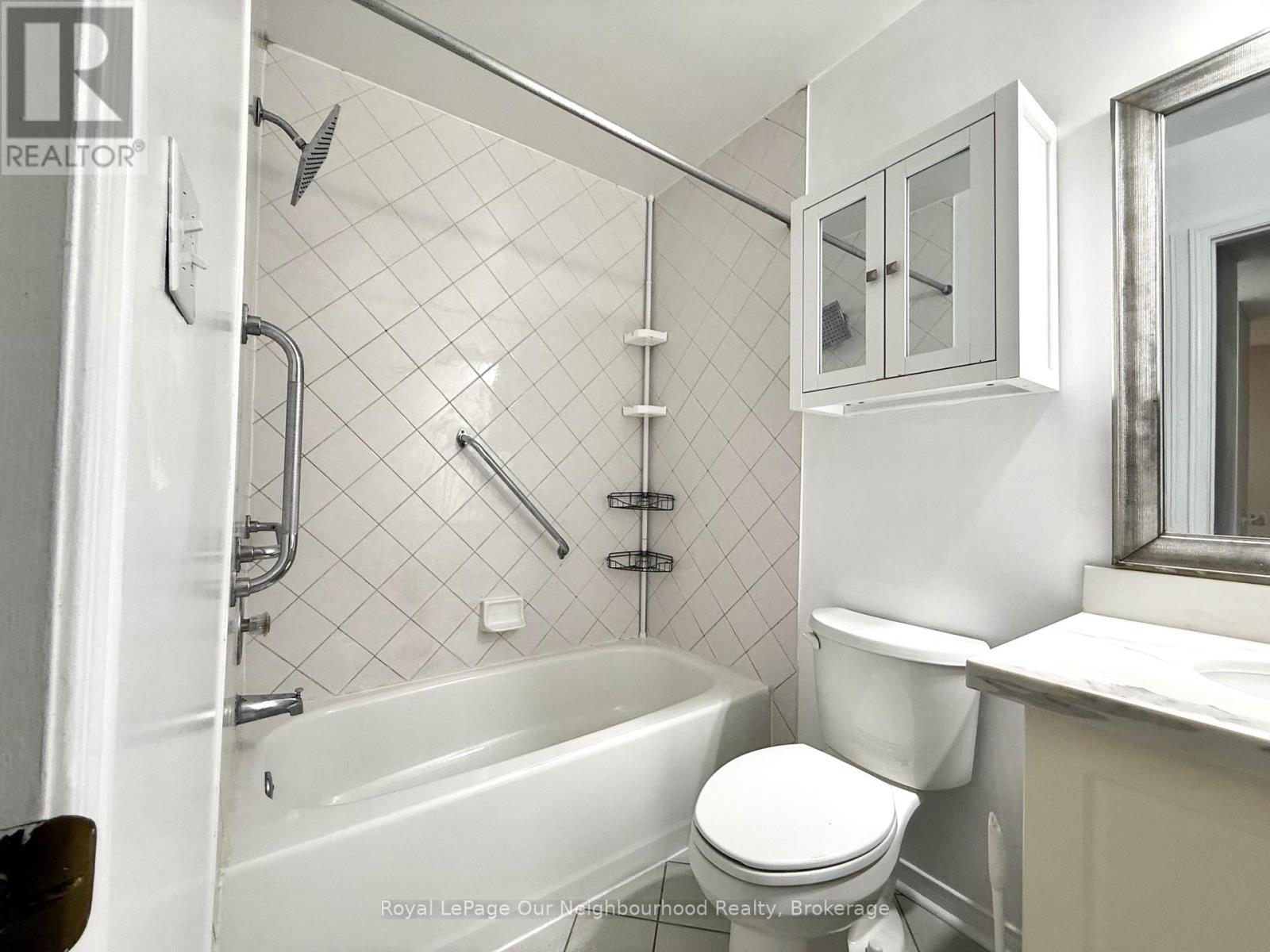 170 Dorothy Street, St. Catharines (Lakeport), Ontario  L2N 7R4 - Photo 23 - X12750880