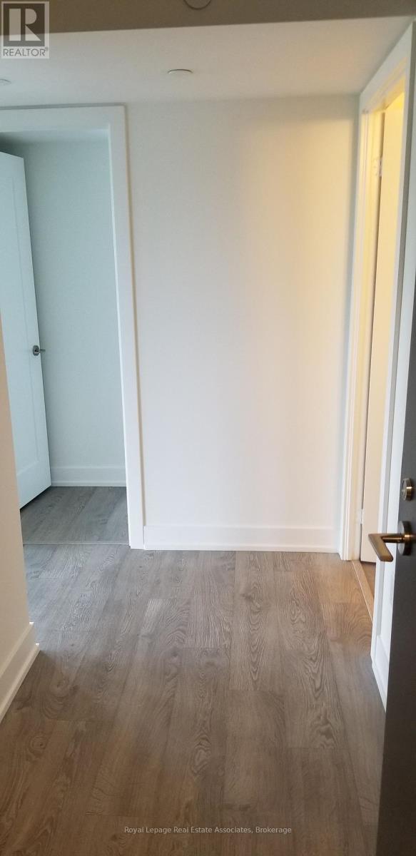 324 - 9 Mabelle Avenue, Toronto, Ontario  M9A 0E1 - Photo 4 - W12750100