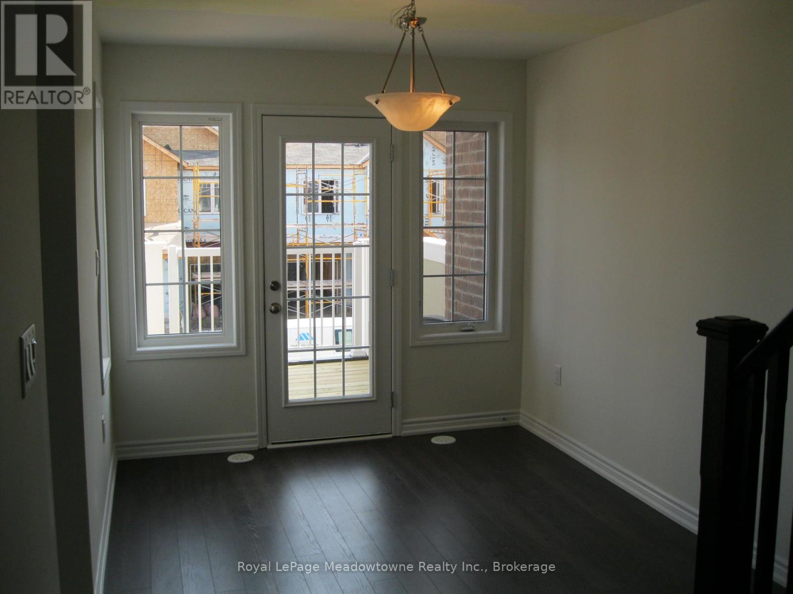 685 Laking Terrace, Milton (Cl Clarke), Ontario  L9T 9J4 - Photo 6 - W12750958