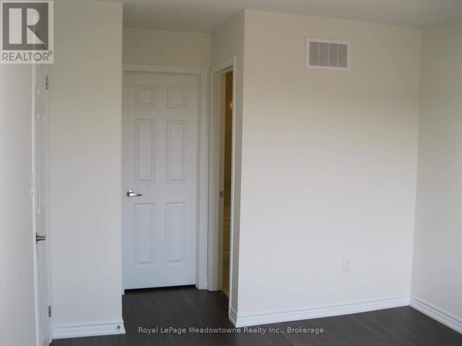 685 Laking Terrace, Milton (Cl Clarke), Ontario  L9T 9J4 - Photo 15 - W12750958