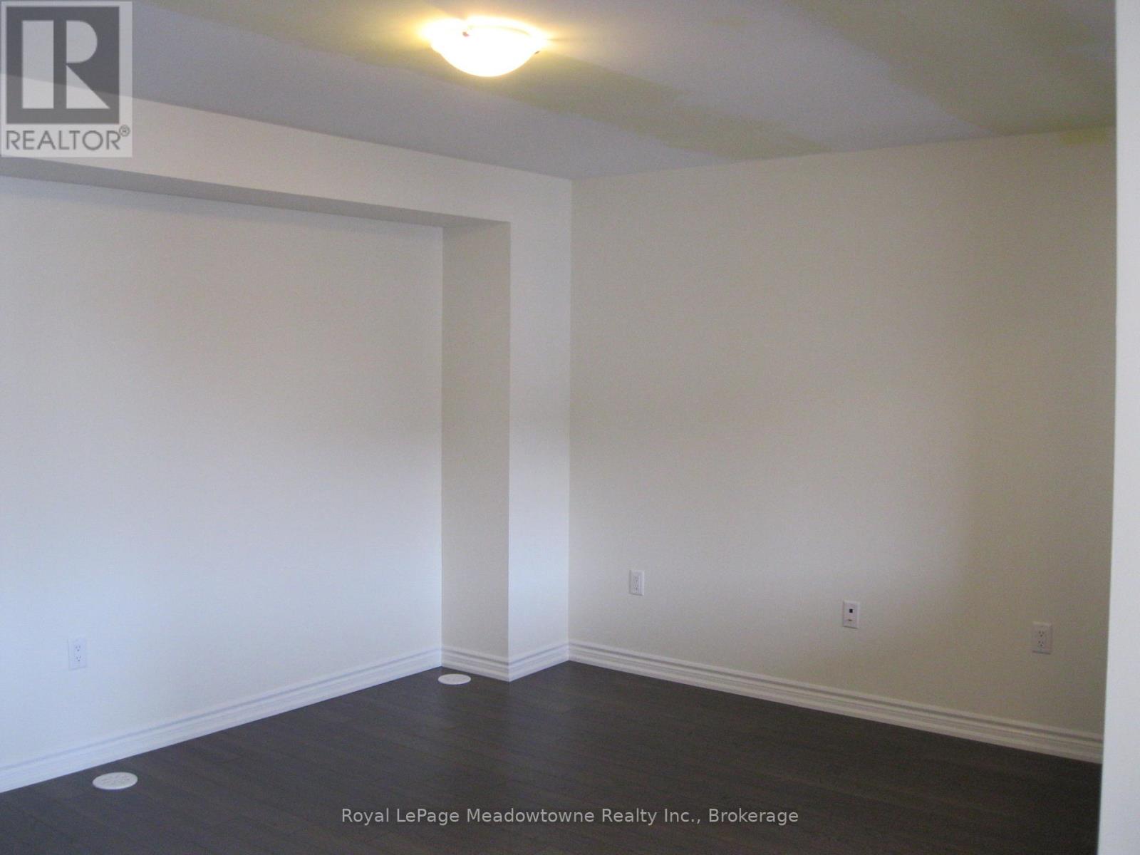 685 Laking Terrace, Milton (Cl Clarke), Ontario  L9T 9J4 - Photo 7 - W12750958