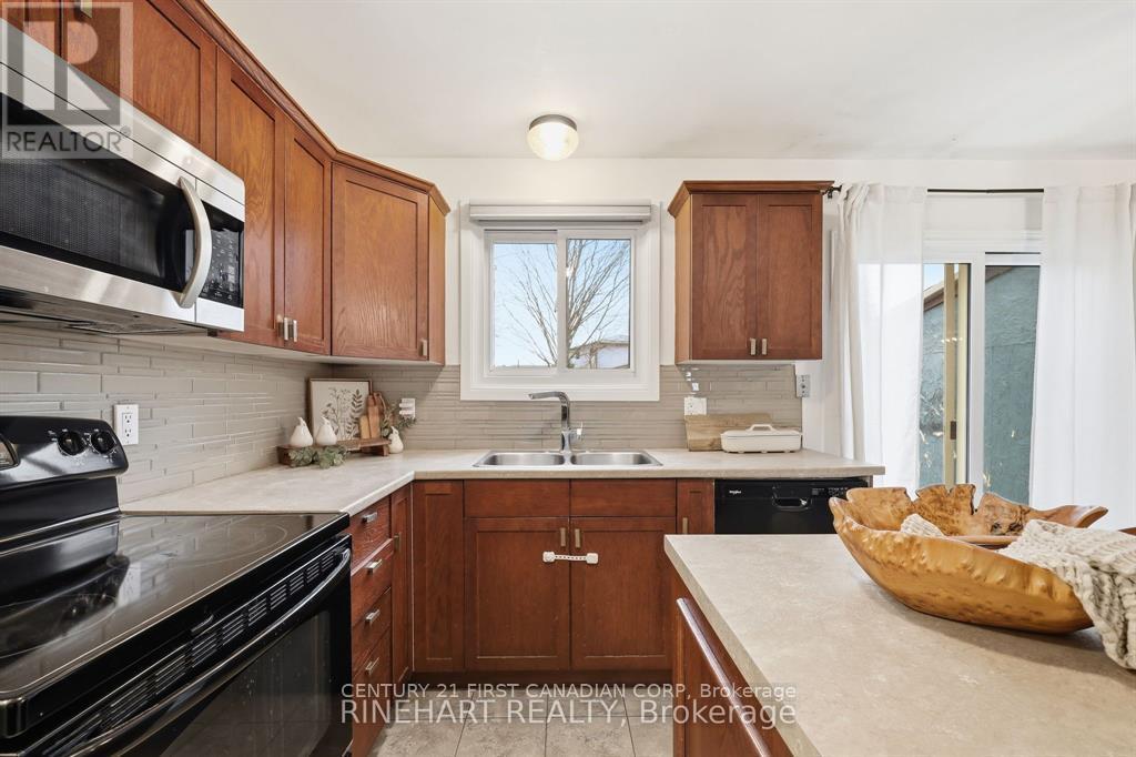 452 Stockton Street, London South, Ontario  N6C 3B7 - Photo 7 - X12750846