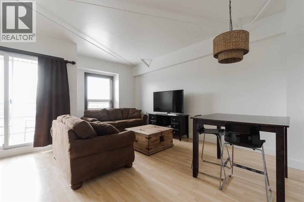 303, 8026 Franklin Avenue, Fort Mcmurray, Alberta  T9H 5K3 - Photo 2 - A2283439
