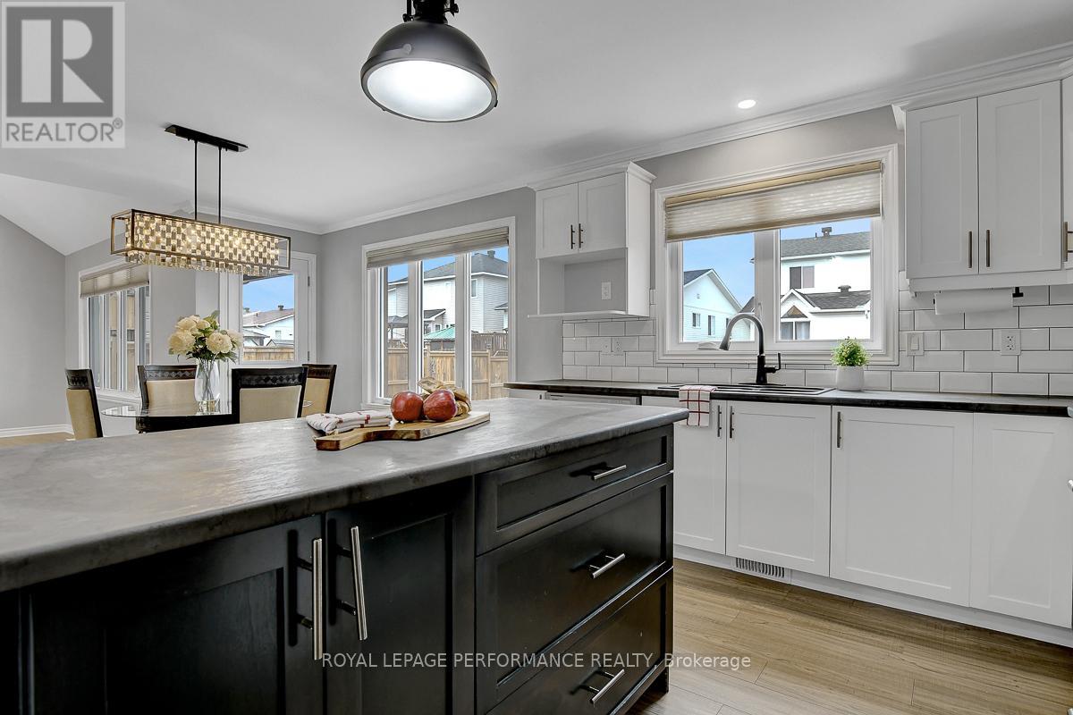 29 Meadowlark Street, Russell, Ontario  K4R 0B8 - Photo 11 - X12750952