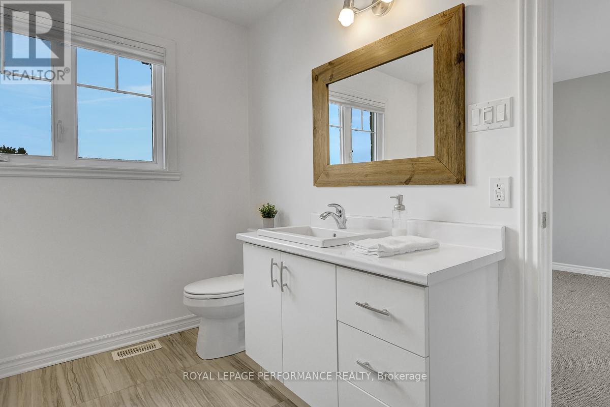 29 Meadowlark Street, Russell, Ontario  K4R 0B8 - Photo 18 - X12750952