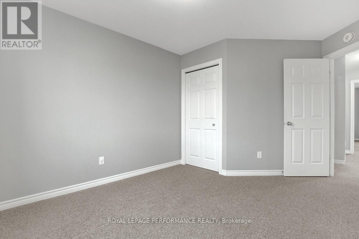 29 Meadowlark Street, Russell, Ontario  K4R 0B8 - Photo 22 - X12750952