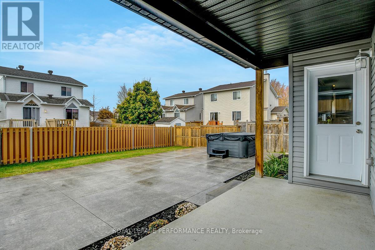 29 Meadowlark Street, Russell, Ontario  K4R 0B8 - Photo 30 - X12750952